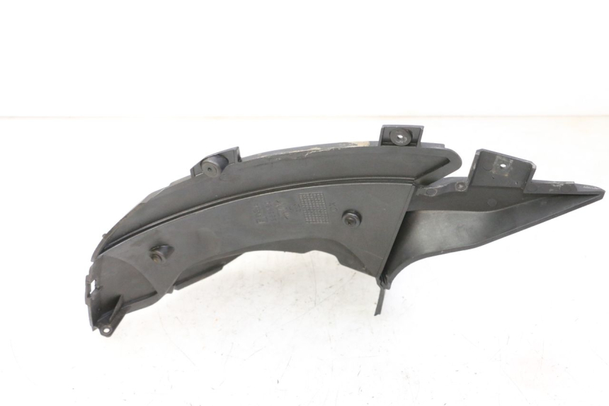 photo de REPOSAPIES TRASERA DERECHA PIAGGIO NEW TYPHOON 50 (2010 - 2017) - Detalles de los puntos de fijación