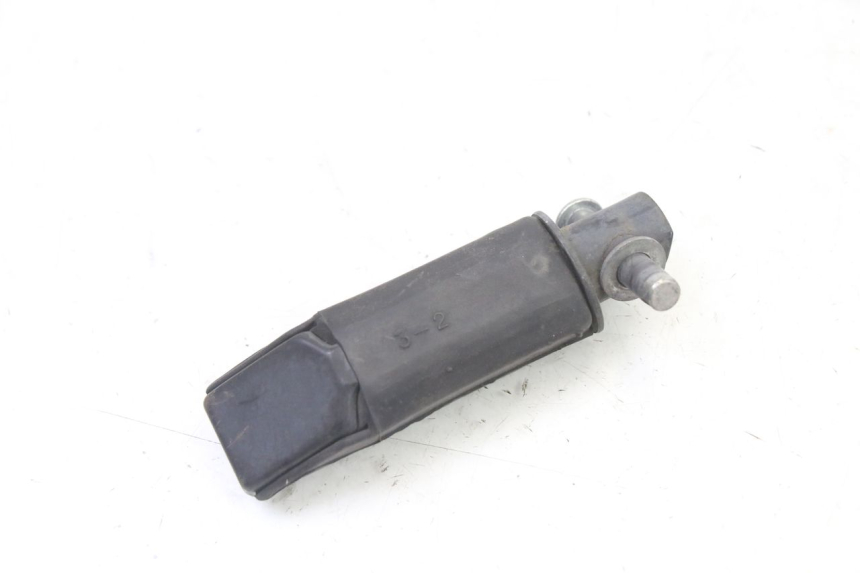 photo de REPOSAPIES TRASERA DERECHA HONDA NTV DEAUVILLE 650 (2001 - 2006) - Primer plano técnico