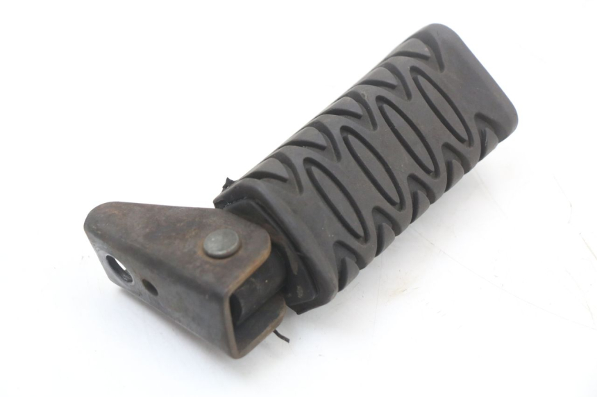 photo de REPOSAPIES TRASERA DERECHA ASTOR ORCAL 125 (2015 - 2017) - Primer plano técnico