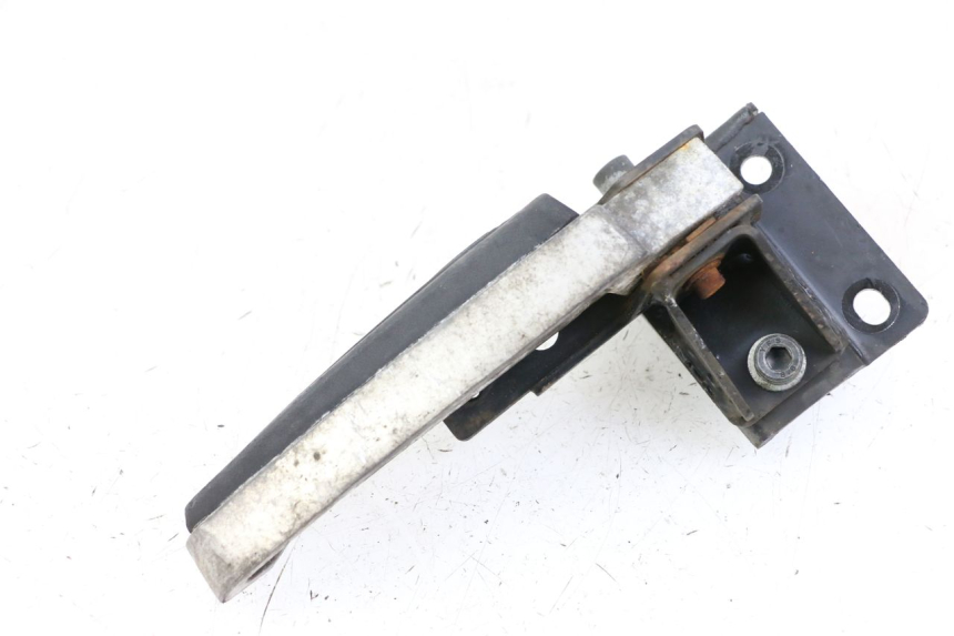 photo de REPOSAPIES TRASERA DERECHA PEUGEOT SATELIS 125 (2013 - 2018) - Otra perspectiva