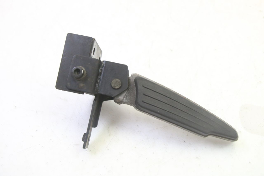 photo de REPOSAPIES TRASERA DERECHA PEUGEOT SATELIS 125 (2013 - 2018) - Otra perspectiva