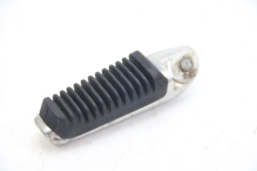 photo de SOPORTE DE PIE TRASERO DERECHO SUZUKI SIXTEEN 125 (2008 - 2010) - Vista principal