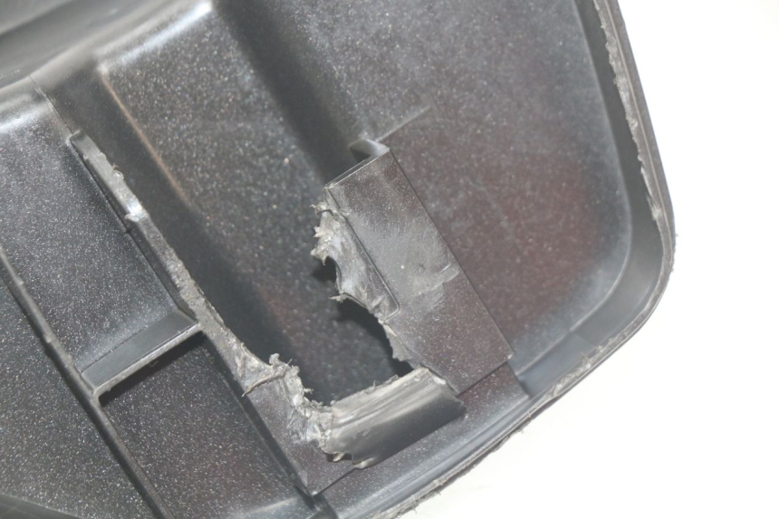 photo de SOPORTE DE PIE TRASERO DERECHO APRILIA SR 2T 50 (2012 - 2017) - Otra perspectiva