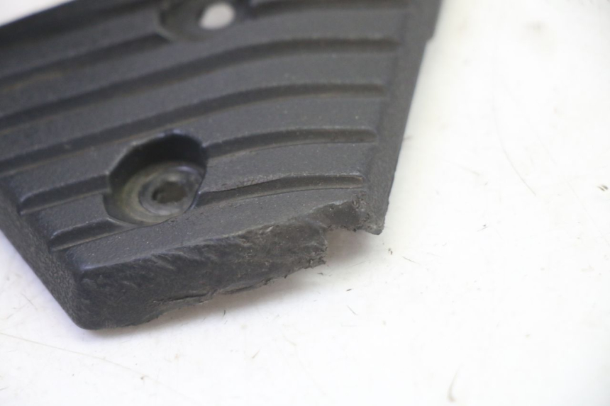 photo de REPOSAPIES TRASERA DERECHA APRILIA SR R 2T LC 50 (2018 - 2021) - Detalle de la pieza