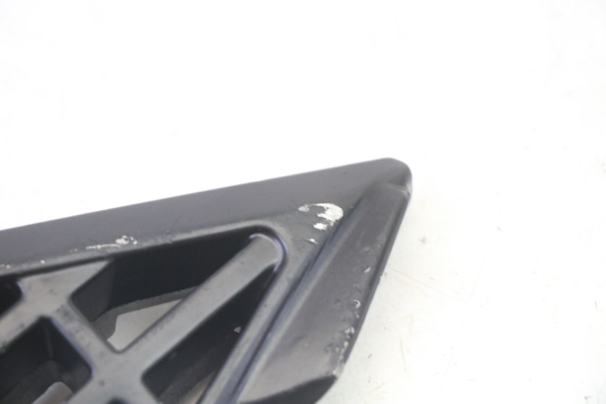 photo de REPOSAPIES TRASERA DERECHA PEUGEOT STREETZONE I 2T 50 (2018 - 2020) - Vista general del producto