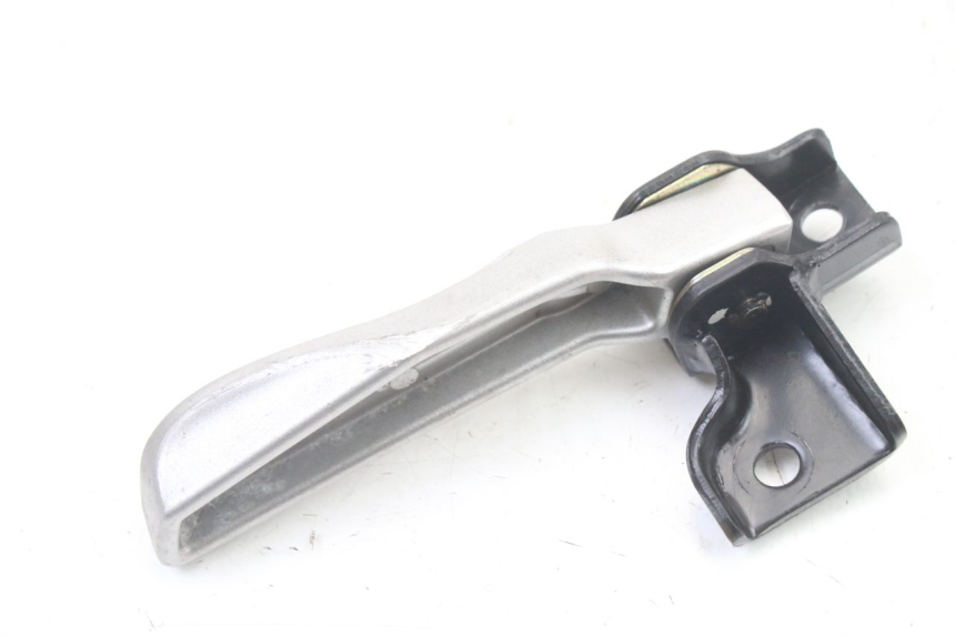 photo de REPOSAPIES TRASERA DERECHA PEUGEOT TWEET 4T 50 (2023 - 2025) - Primer plano técnico