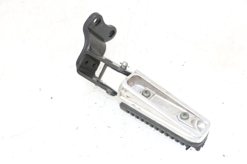 photo de REPOSAPIES TRASERA DERECHA YAMAHA XMAX X-MAX 125 (2006 - 2009) - Otra perspectiva