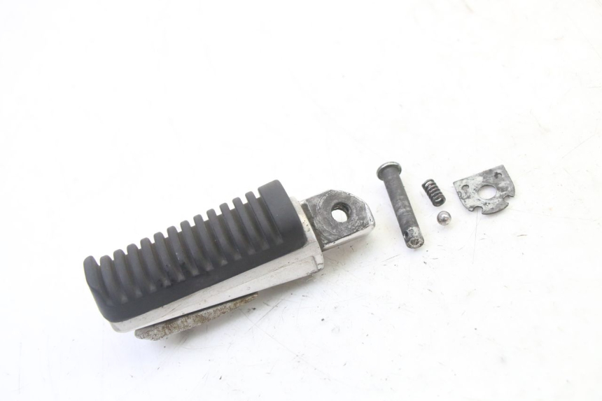 photo de REPOSAPIES TRASERA DERECHA YAMAHA XJ6 ABS 600 (2008 - 2016) - Vista principal