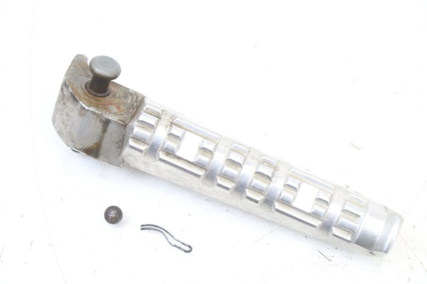 photo de REPOSAPIES TRASERA DERECHA YAMAHA X-MAX XMAX ABS 250 (2010 - 2014) - Vista principal