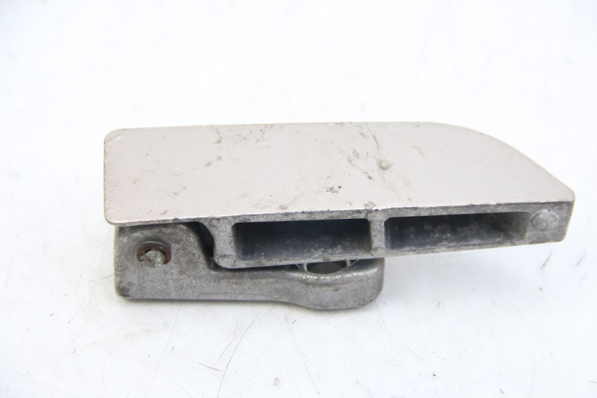 photo de SOPORTE DE PIE TRASERO IZQUIERDO ECCITY ARTELEC 670 1 (2013 - 2017) - Detalle de la pieza