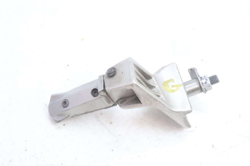 photo de REPOSAPIES TRASERA IZQUIERDA BMW C1 125 (2000 - 2003) - Recambio usado revisado