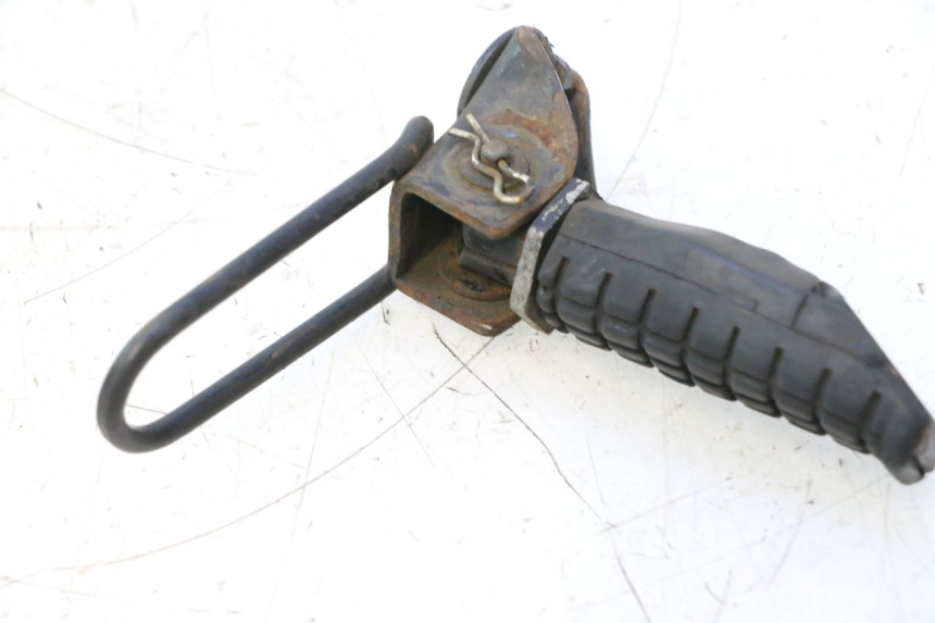 photo de REPOSAPIES TRASERA IZQUIERDA HONDA CB TWO FIFTY 250 (1991 - 2002) - Zoom estado de uso