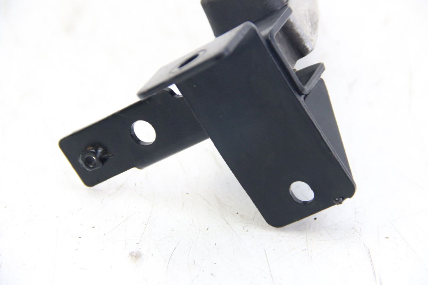 photo de SOPORTE DE PIE TRASERO IZQUIERDO PEUGEOT CITYSTAR AIR 125 (2014 - 2017) - Zoom estado de uso