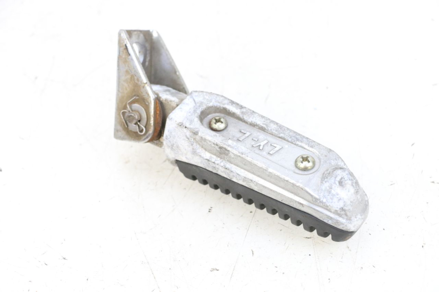 photo de REPOSAPIES TRASERA IZQUIERDA KSR CODE 125 (2018 - 2020) - Otra perspectiva