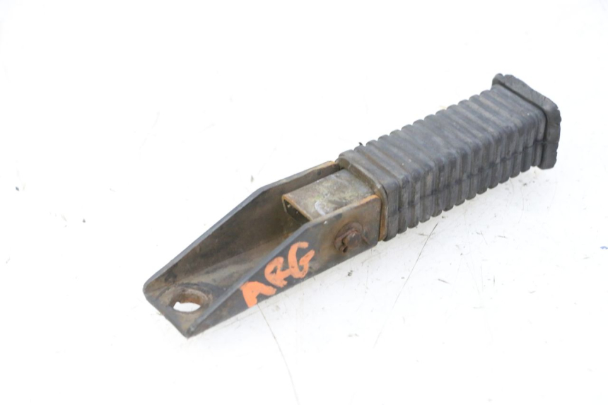 photo de REPOSAPIES TRASERA IZQUIERDA SKYTEAM DAX REPLICA 110 (2005 - 2015) - Vista principal