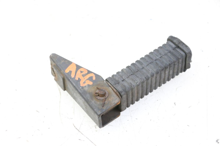 photo de REPOSAPIES TRASERA IZQUIERDA SKYTEAM DAX REPLICA 110 (2005 - 2015) - Detalle de la pieza