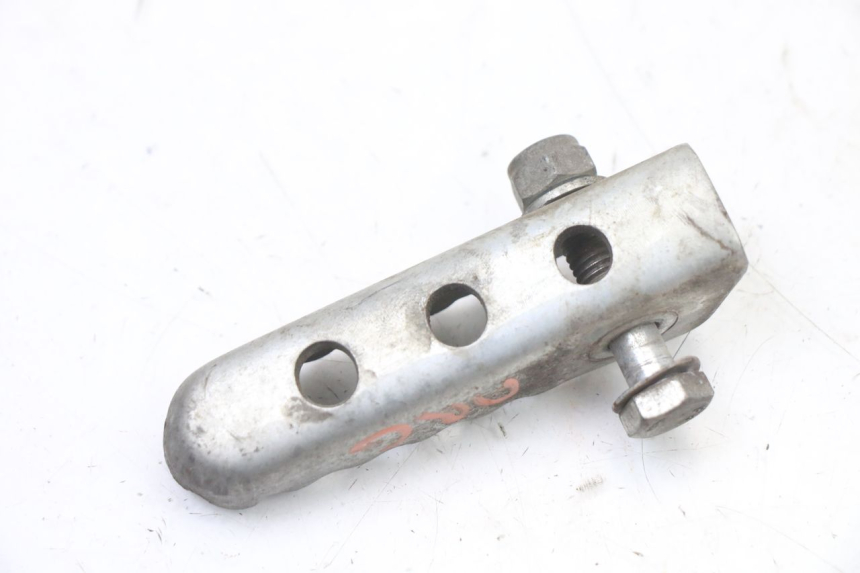 photo de REPOSAPIES TRASERA IZQUIERDA DERBI SENDA R X-TREME 50 (2006 - 2010) - Otra perspectiva