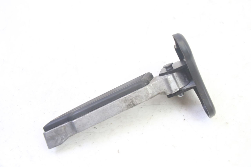 photo de SOPORTE DE PIE TRASERO IZQUIERDO PEUGEOT DJANGO 4T 50 (2014 - 2019) - Detalle de la pieza