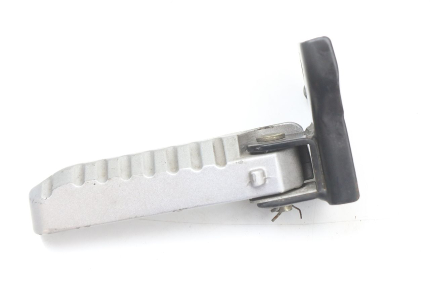 photo de REPOSAPIES TRASERA IZQUIERDA LONGJIA EASY MAX 125 (2020 - 2024) - Detalle de la pieza