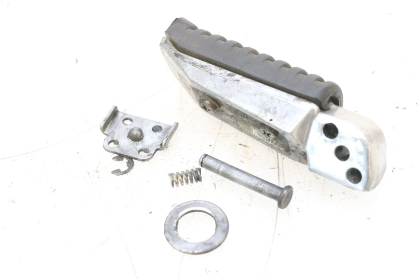 photo de REPOSAPIES TRASERA IZQUIERDA KAWASAKI ER-6 ER6 F ABS 650 (2012 - 2016) - Zoom estado de uso