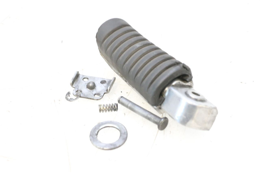 photo de REPOSAPIES TRASERA IZQUIERDA KAWASAKI ER-6 ER6 F ABS 650 (2012 - 2016) - Primer plano técnico