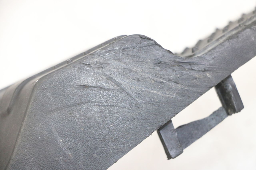 photo de SOPORTE DE PIE TRASERO IZQUIERDO SYM FIDDLE 2 50 (2008 - 2013) - Zoom estado de uso