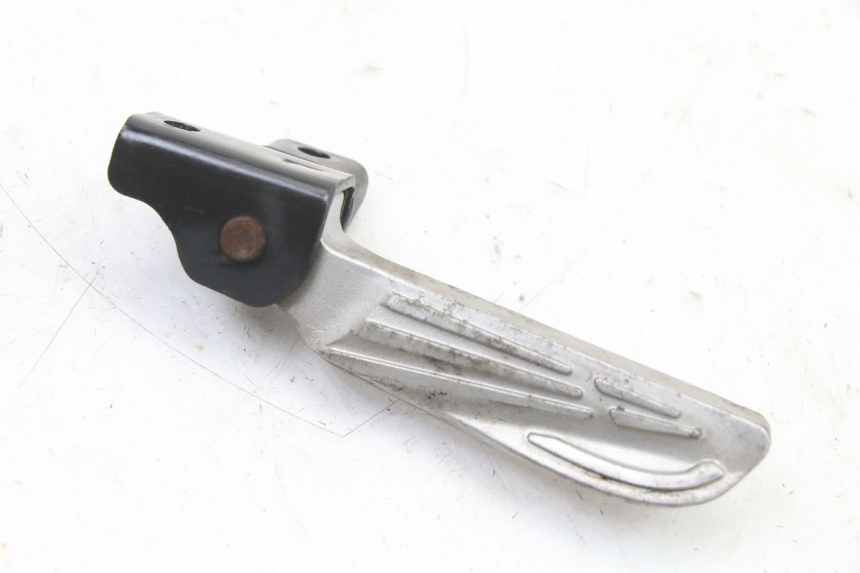 photo de REPOSAPIES TRASERA IZQUIERDA SYM FIDDLE 3 III 125 (2014 - 2020) - Detalle de la pieza