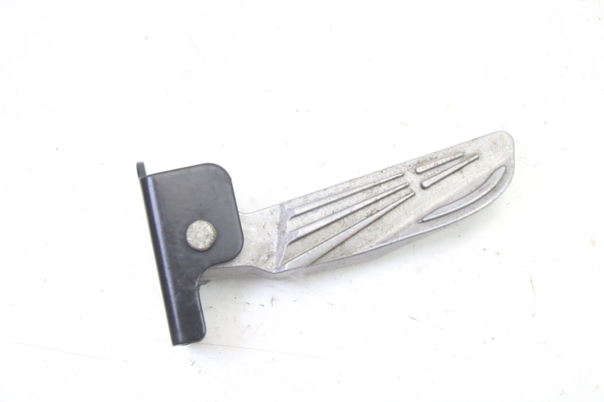 photo de REPOSAPIES TRASERA IZQUIERDA VENESI FLY RETRO 4T 50 (2020 - 2025) - Detalle de la pieza