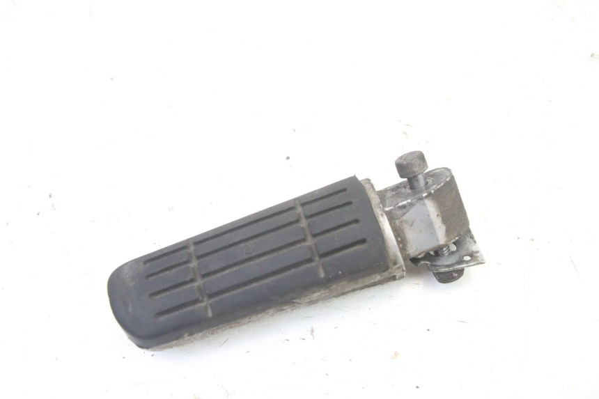 photo de REPOSAPIES TRASERA IZQUIERDA YAMAHA FZ6 FAZER S2 600 (2007 - 2011) - Vista principal