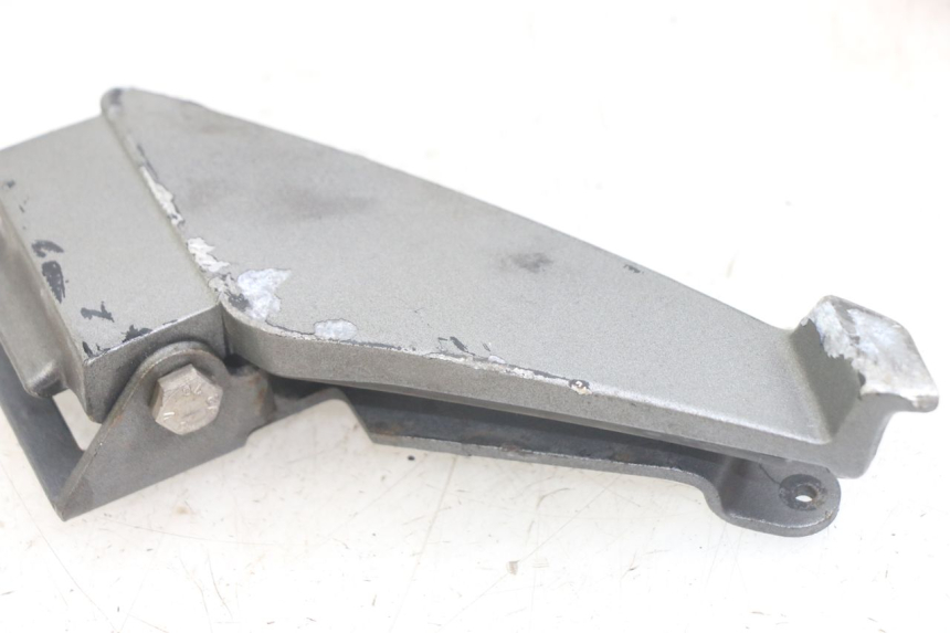 photo de REPOSAPIES TRASERA IZQUIERDA PEUGEOT GEOPOLIS RS 125 (2007 - 2009) - Detalle de la pieza