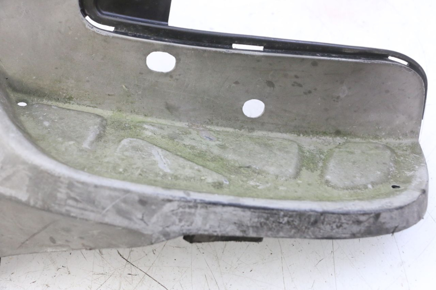 photo de REPOSAPIES TRASERA IZQUIERDA KYMCO GRAND DINK 125 (2008 - 2014) - Estado de la superficie y material