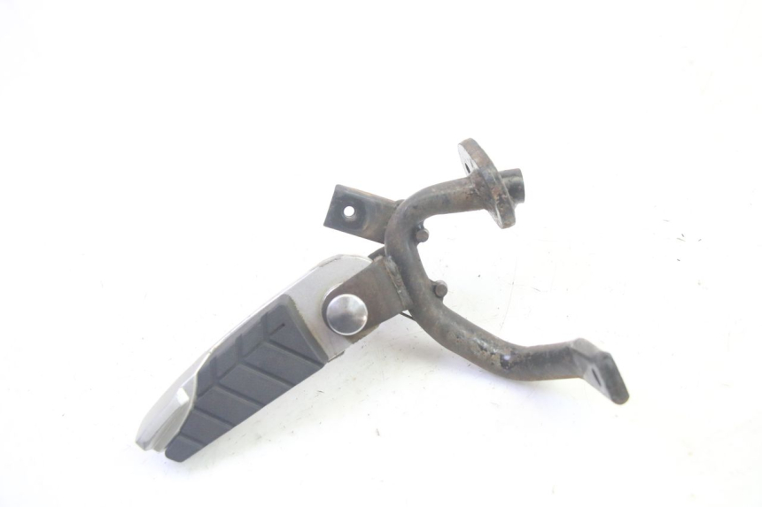 photo de REPOSAPIES TRASERA IZQUIERDA SYM GTS EVO 125 (2009 - 2013) - Vista principal