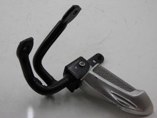 photo de REPOSAPIES TRASERA IZQUIERDA HONDA NHX LEAD 110 (2008 - 2010) - Vista principal