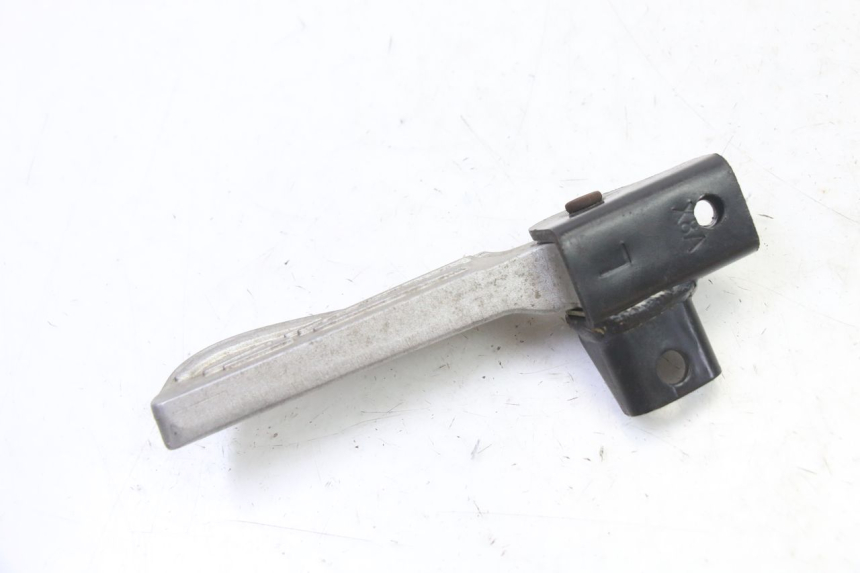 photo de SOPORTE DE PIE TRASERO IZQUIERDO SYM JET 14 4T 50 (2018 - 2022) - Zoom estado de uso