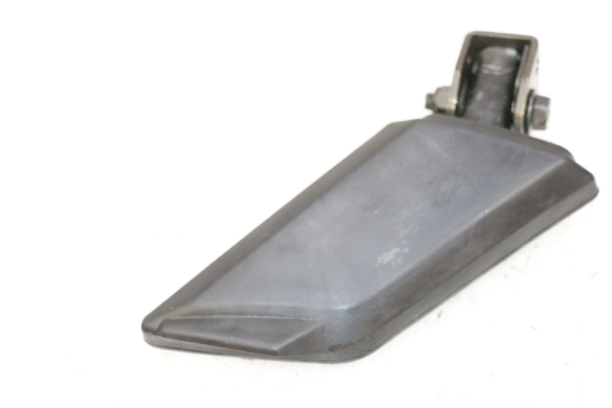 photo de SOPORTE DE PIE TRASERO IZQUIERDO PEUGEOT KISBEE 2T 50 (2010 - 2017) - Zoom estado de uso