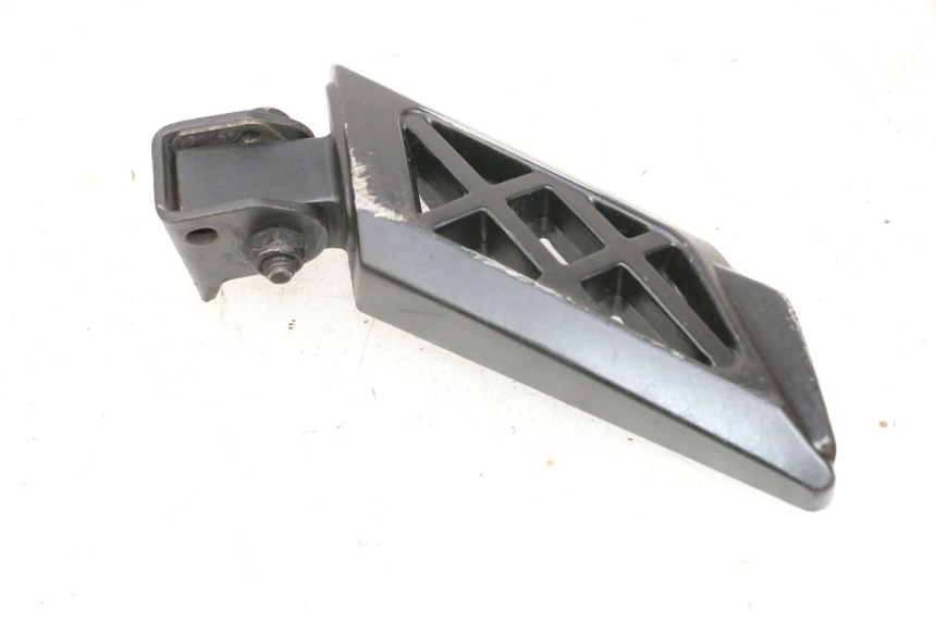 photo de SOPORTE DE PIE TRASERO IZQUIERDO PEUGEOT KISBEE 4T 50 (2018 - 2022) - Otra perspectiva