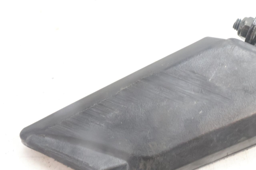 photo de SOPORTE DE PIE TRASERO IZQUIERDO PEUGEOT KISBEE 4T 50 (2010 - 2017) - Primer plano técnico