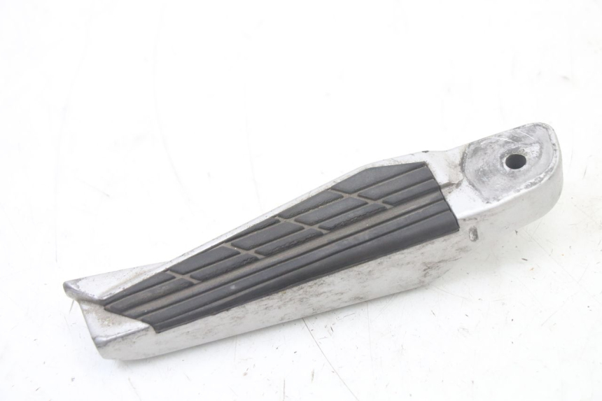 photo de REPOSAPIES TRASERA IZQUIERDA KYMCO XCITING 500 (2007 - 2010) - Zoom estado de uso