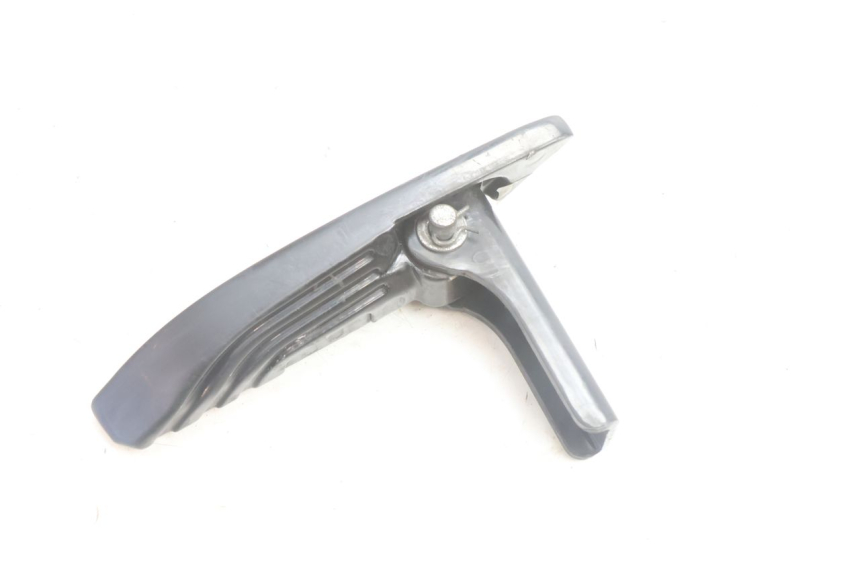 photo de REPOSAPIES TRASERA IZQUIERDA PIAGGIO LIBERTY IGET 4T 50 (2021 - 2025) - Detalle de la pieza