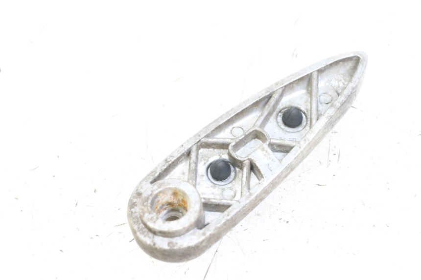 photo de REPOSAPIES TRASERA IZQUIERDA PIAGGIO LIBERTY 125 (2009 - 2013) - Detalle de la pieza