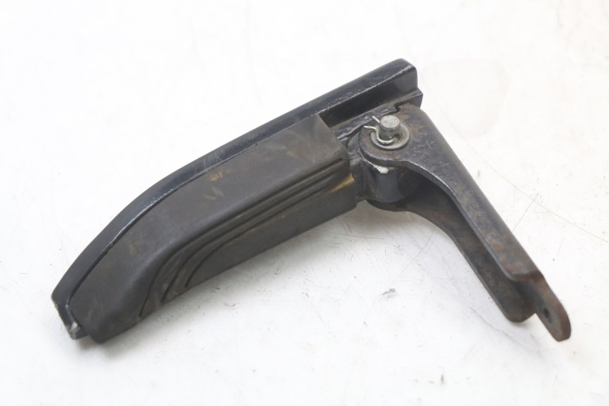 photo de REPOSAPIES TRASERA IZQUIERDA PIAGGIO MP3 HPE 350 (2018 - 2020) - Vista principal