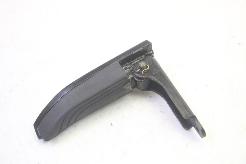 photo de REPOSAPIES TRASERA IZQUIERDA PIAGGIO MP3 HPE 350 (2018 - 2020) - Vista principal