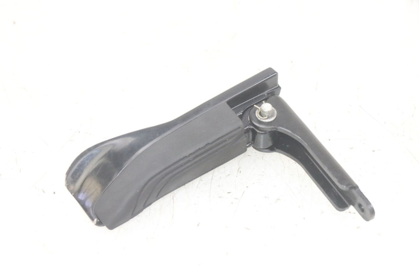 photo de REPOSAPIES TRASERA IZQUIERDA PIAGGIO MP3 HPE 300 (2019 - 2026) - Vista principal