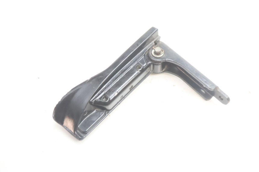 photo de REPOSAPIES TRASERA IZQUIERDA PIAGGIO MP3 HPE 530 (2022 - 2026) - Vista general del producto