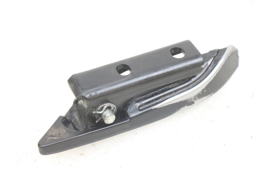 photo de SOPORTE DE PIE TRASERO IZQUIERDO PIAGGIO NEW TYPHOON 50 (2018 - 2021) - Zoom estado de uso