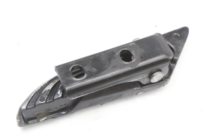 photo de SOPORTE DE PIE TRASERO IZQUIERDO PIAGGIO NEW TYPHOON 50 (2018 - 2021) - Detalle de la pieza