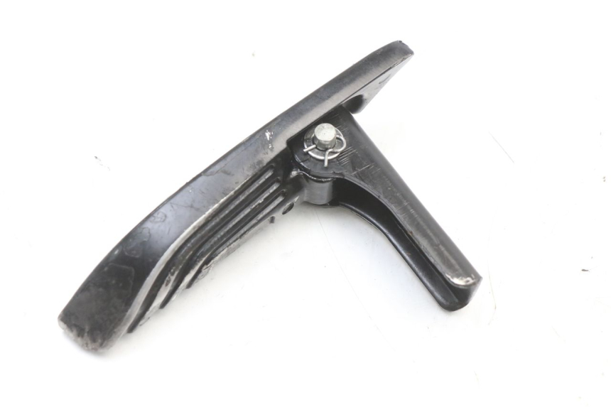 photo de SOPORTE DE PIE TRASERO IZQUIERDO PIAGGIO NEW TYPHOON 50 (2018 - 2021) - Otra perspectiva