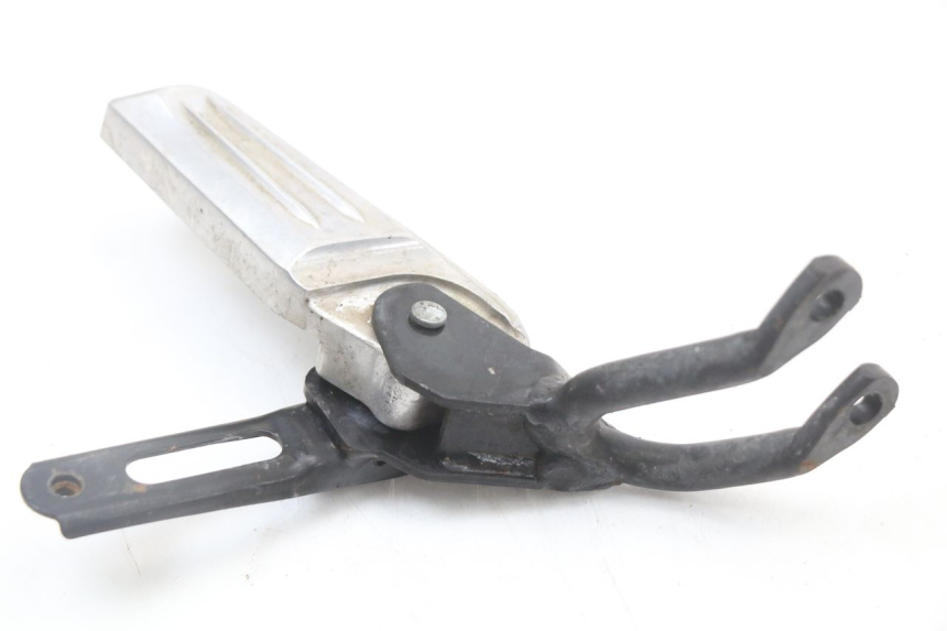 photo de REPOSAPIES TRASERA IZQUIERDA HONDA PCX (JF47) 125 (2012 - 2013) - Otra perspectiva