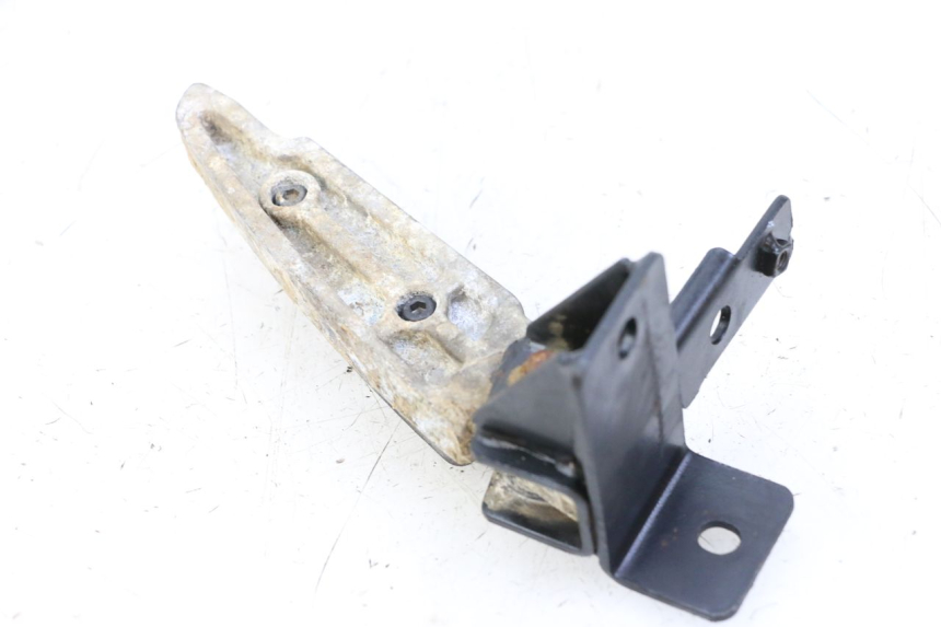 photo de SOPORTE DE PIE TRASERO IZQUIERDO PEUGEOT CITYSTAR 50 (2013 - 2017) - Primer plano técnico