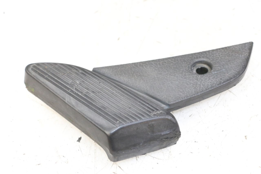 photo de REPOSAPIES TRASERA IZQUIERDA PIAGGIO VESPA LX IE 125 (2010 - 2012) - Detalle de la pieza